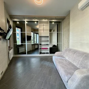 25, 5 этаж, Скай1